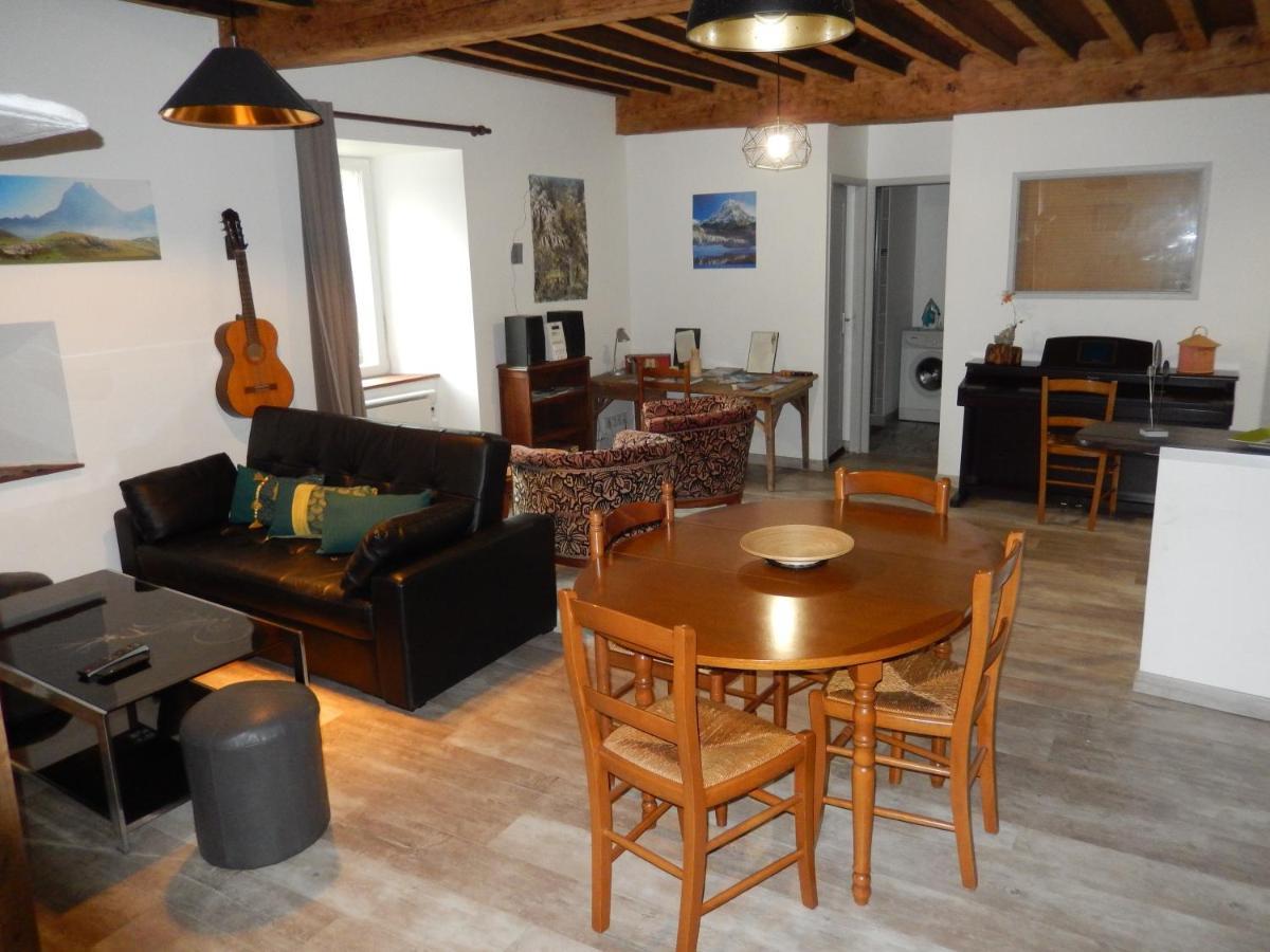 Appartements "Le Casino" Et "Lou Petit" Laruns Zewnętrze zdjęcie